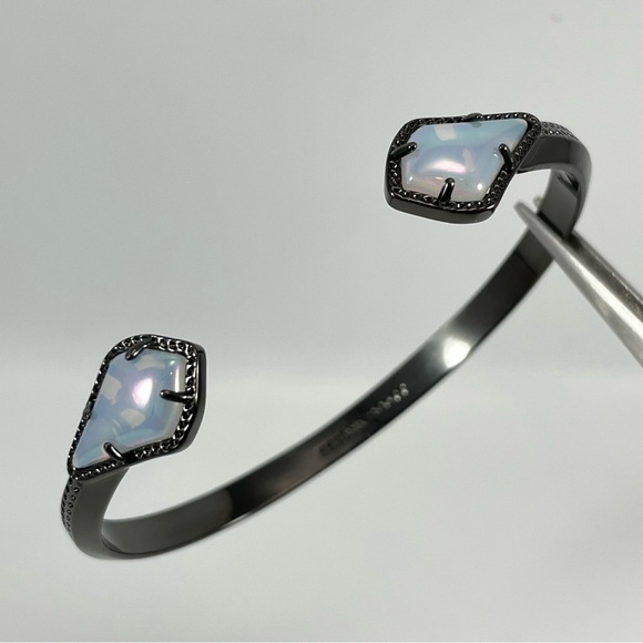 Kendra Scott Jewelry - Retired Kendra Scott Liana Cuff Bracelet Opalite Gunmetal Tone Stunning